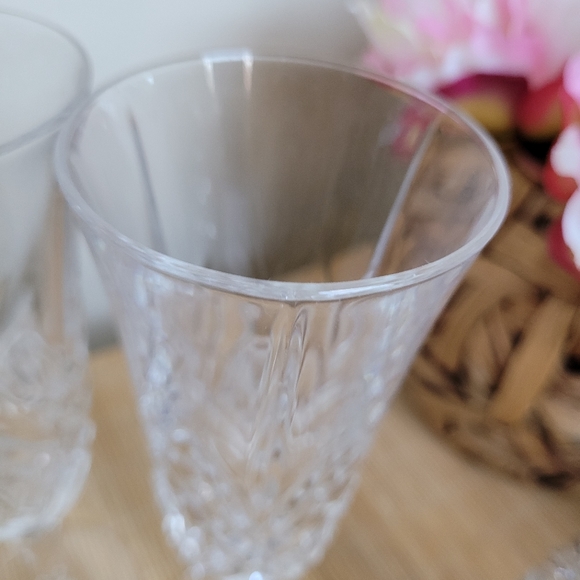 Crystal Champagne Glasses Set of 4 *NWT* - Picture 6 of 10